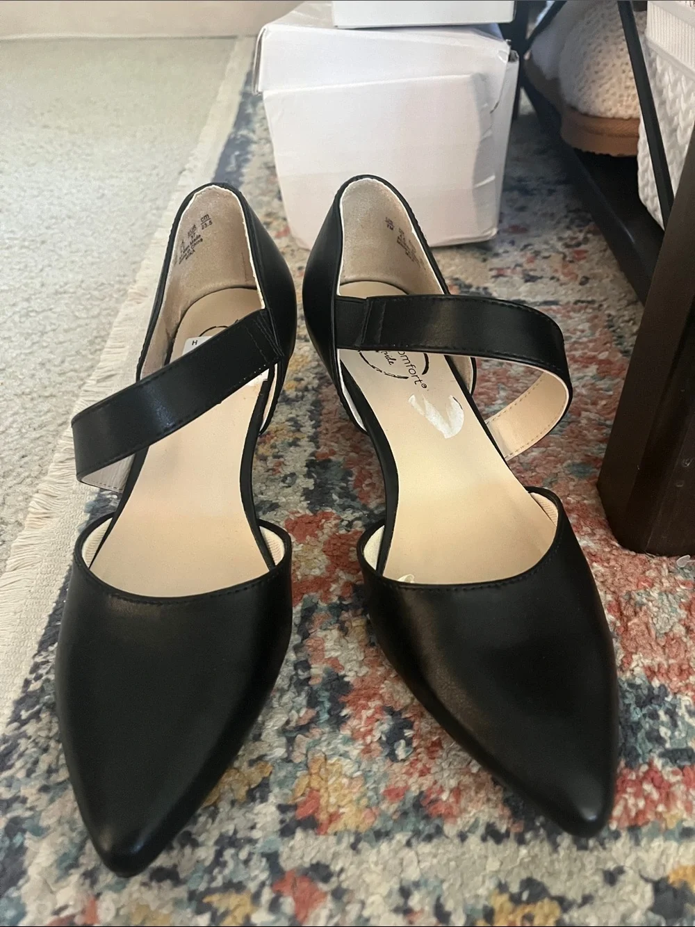 New Black Pointed Mary Jane Heels